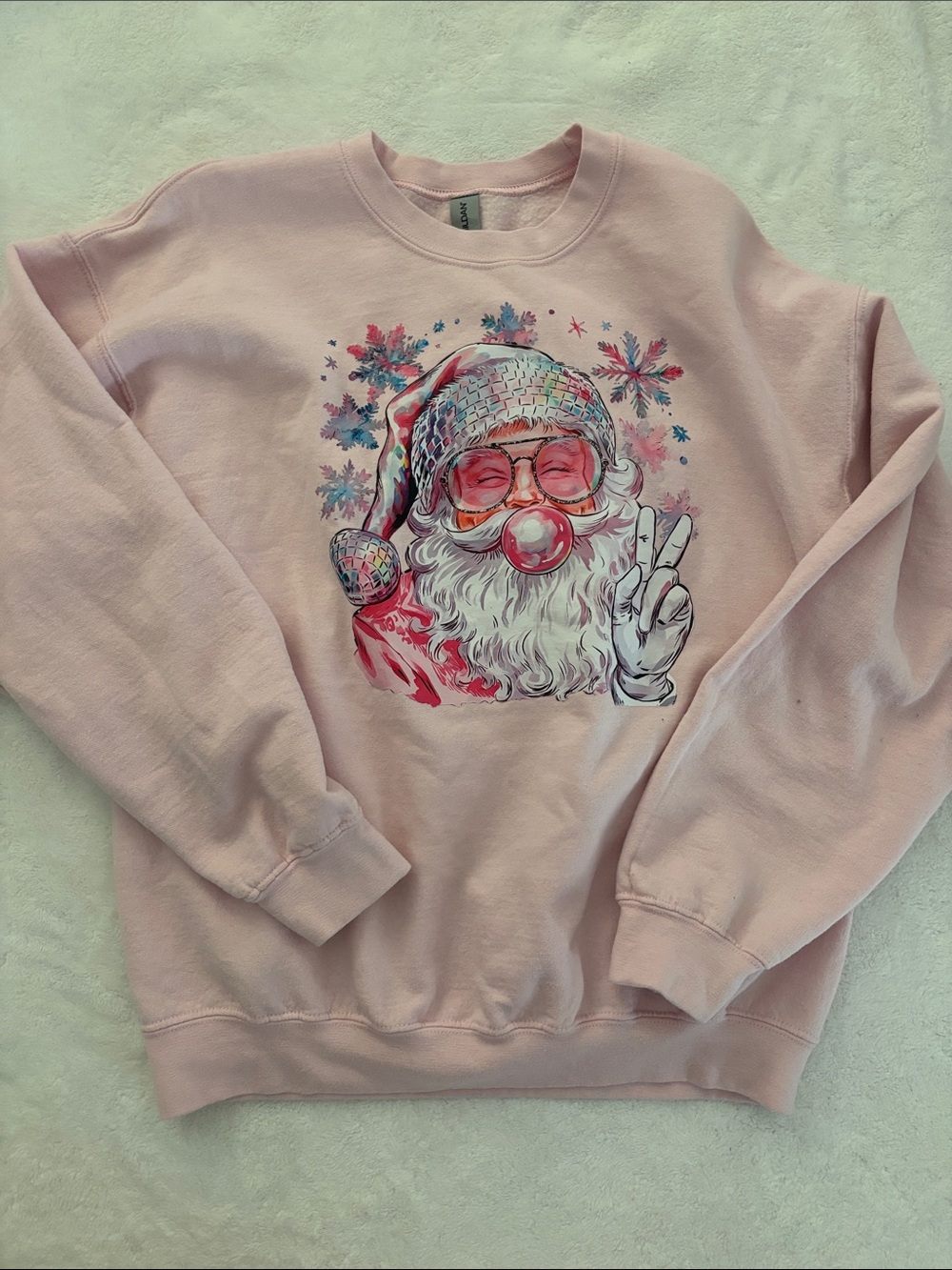 Gildan Light Pink Santa Graphic Crewneck Sweatshirt